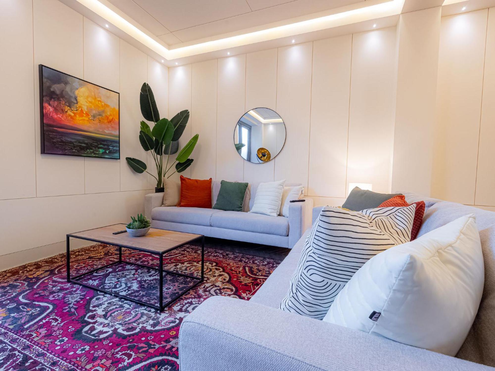 Modern Deluxe Five Bedroom House Near Chalk Farm Station By Belvilla Londýn Exteriér fotografie