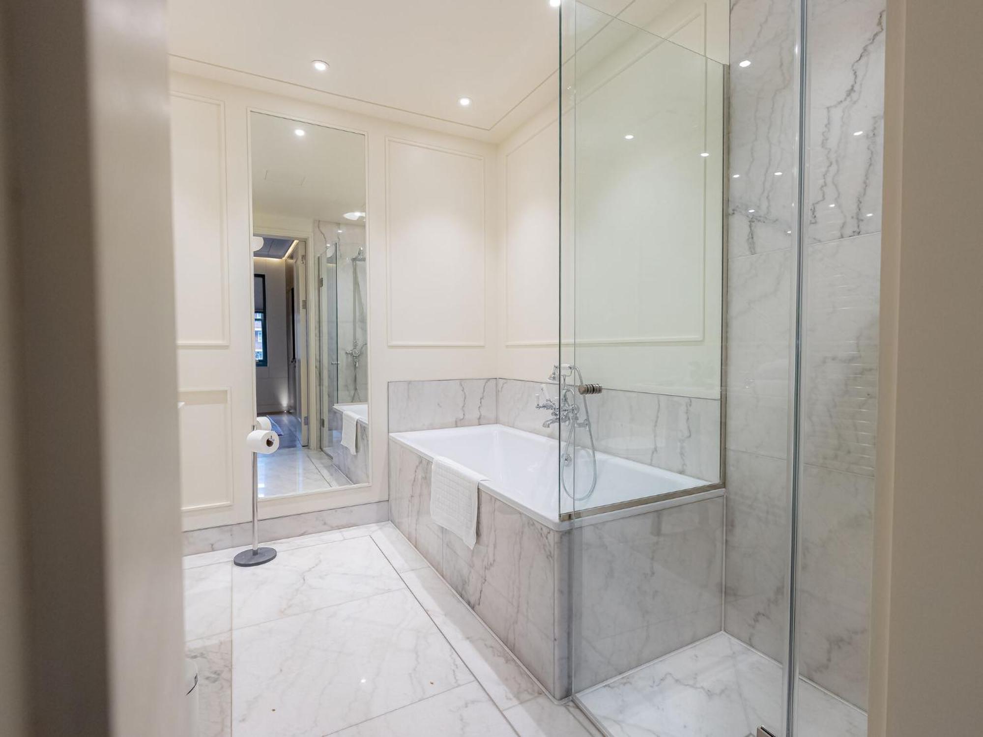 Modern Deluxe Five Bedroom House Near Chalk Farm Station By Belvilla Londýn Exteriér fotografie